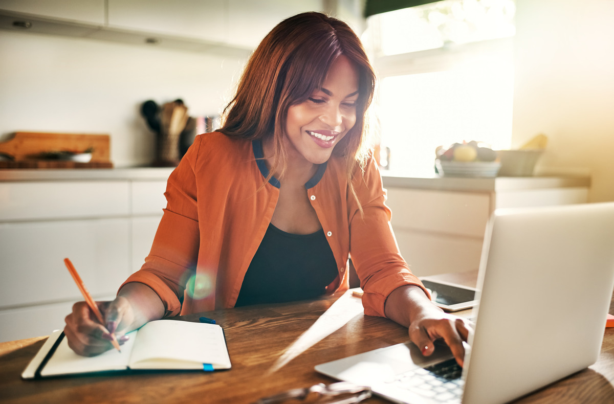 14 Productivity Tips To Get Things Done When Working From Home