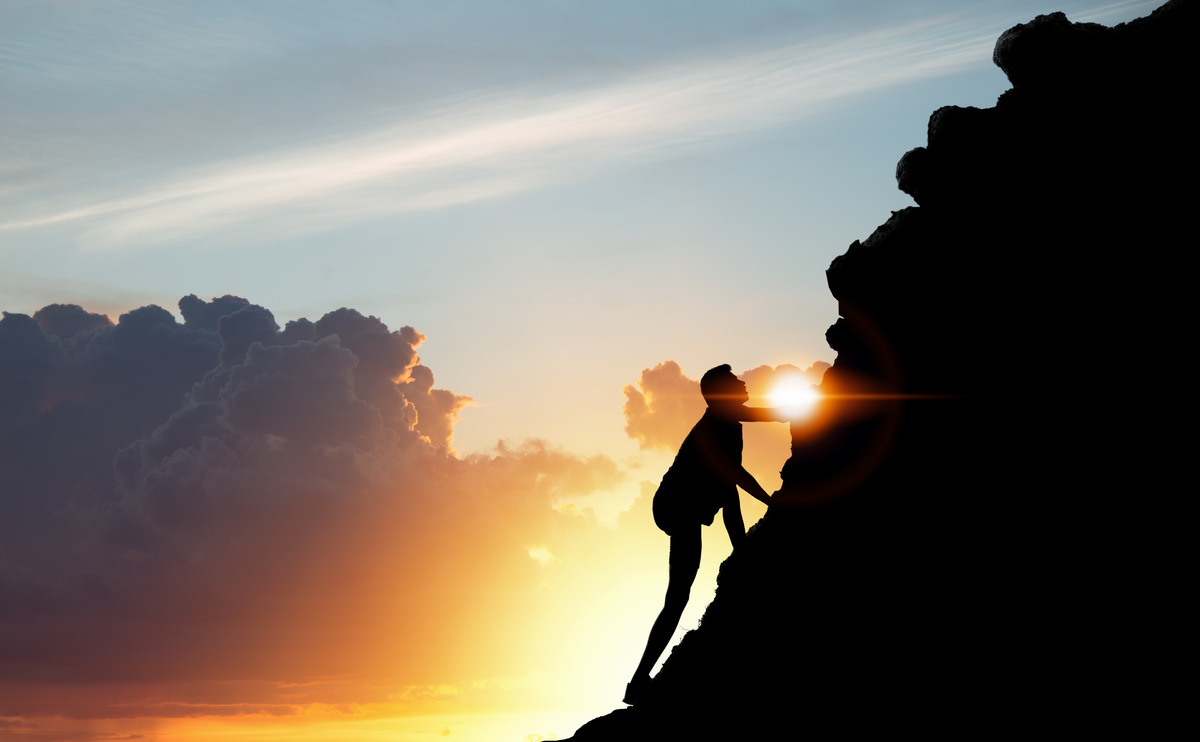 Follow Along With The Niche Site Challenge & Learn From The Successes & Failures