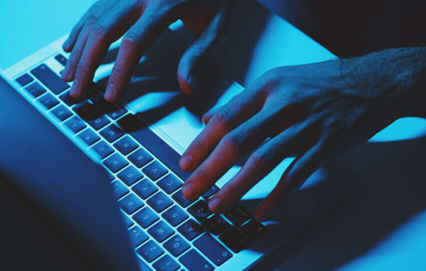 How To Spy On Your Competitors And “Steal” Their Traffic With Ahrefs