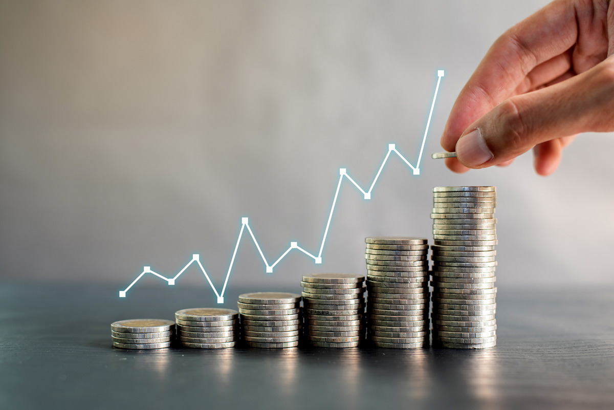 Niche Site Challenge: Building Traffic, Growing Your List and Getting Your First Sale [Part 5]