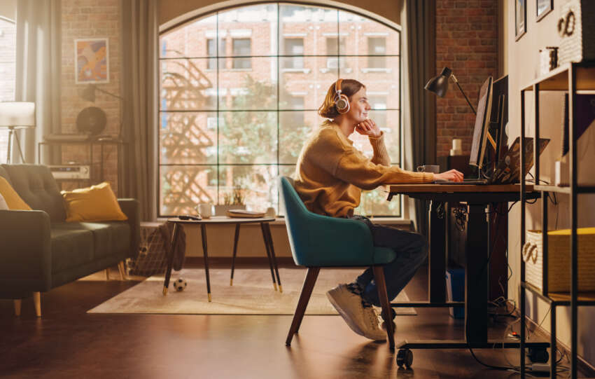 Work from Home 101: 25 Tools to Improve Your Efficiency