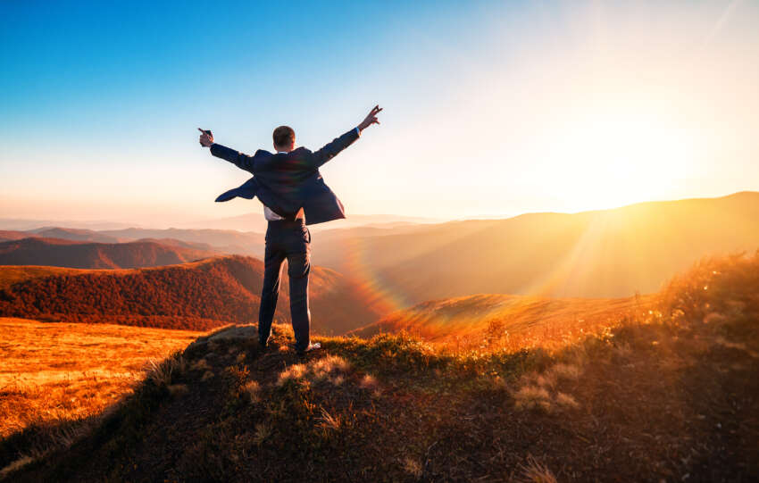 30 High Ticket Affiliate Marketing Programs + Strategies for Success in 2024
