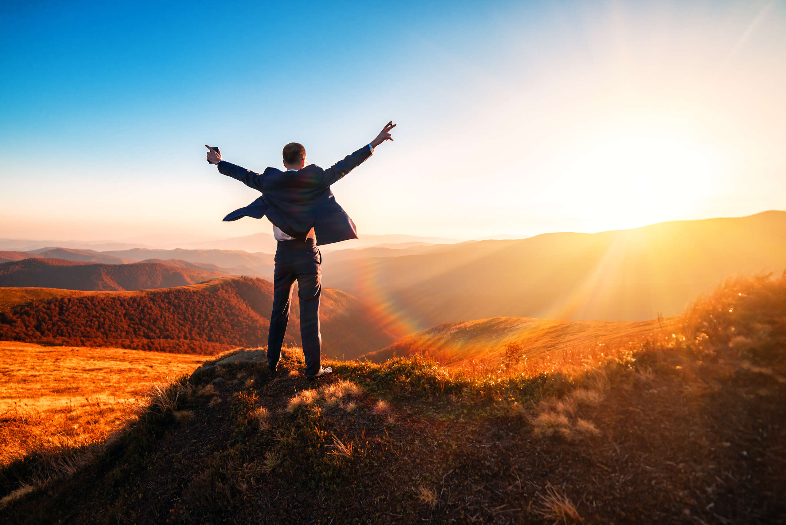 30 High Ticket Affiliate Marketing Programs + Strategies for Success in 2024