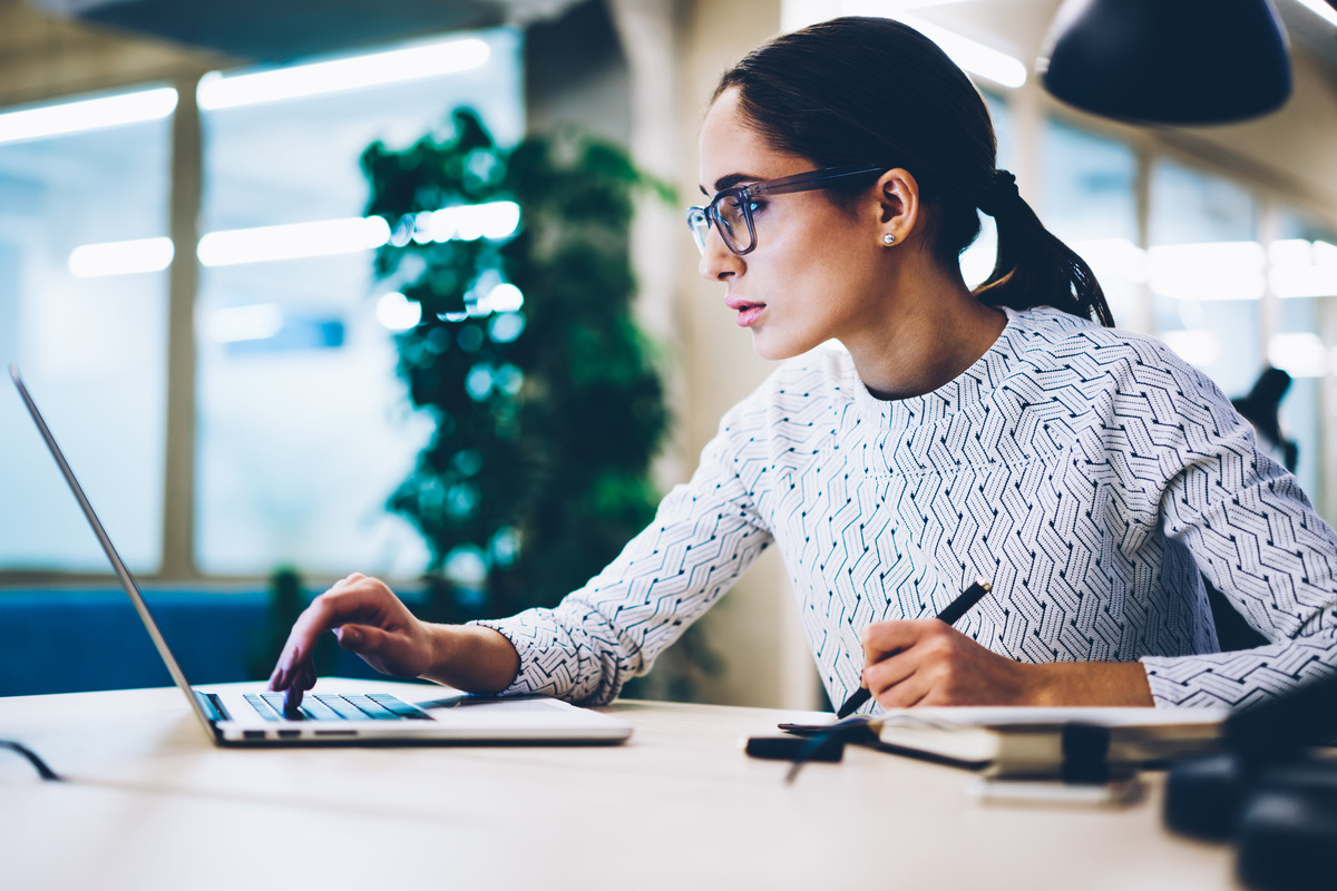 Comparing and Choosing Niche Site Types in 2024