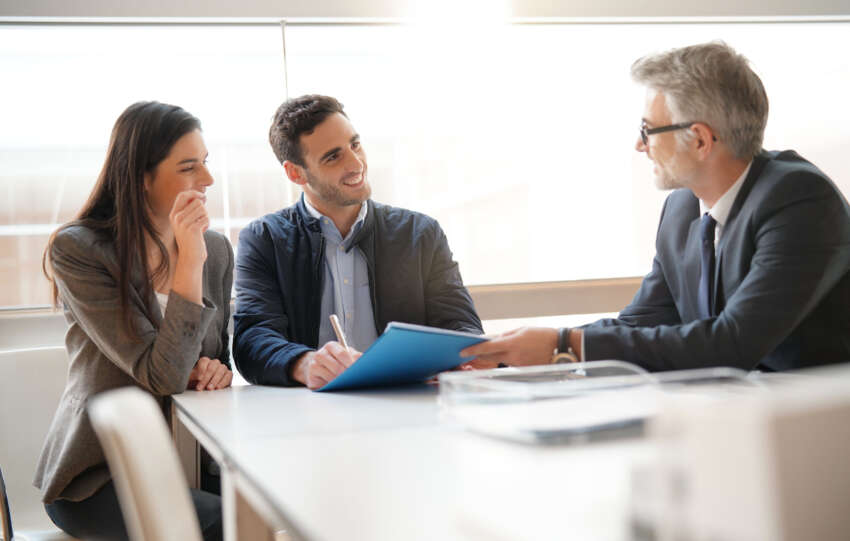 Building Long-Term Wealth: 7 Steps To Making Wise Investments As A New Investor