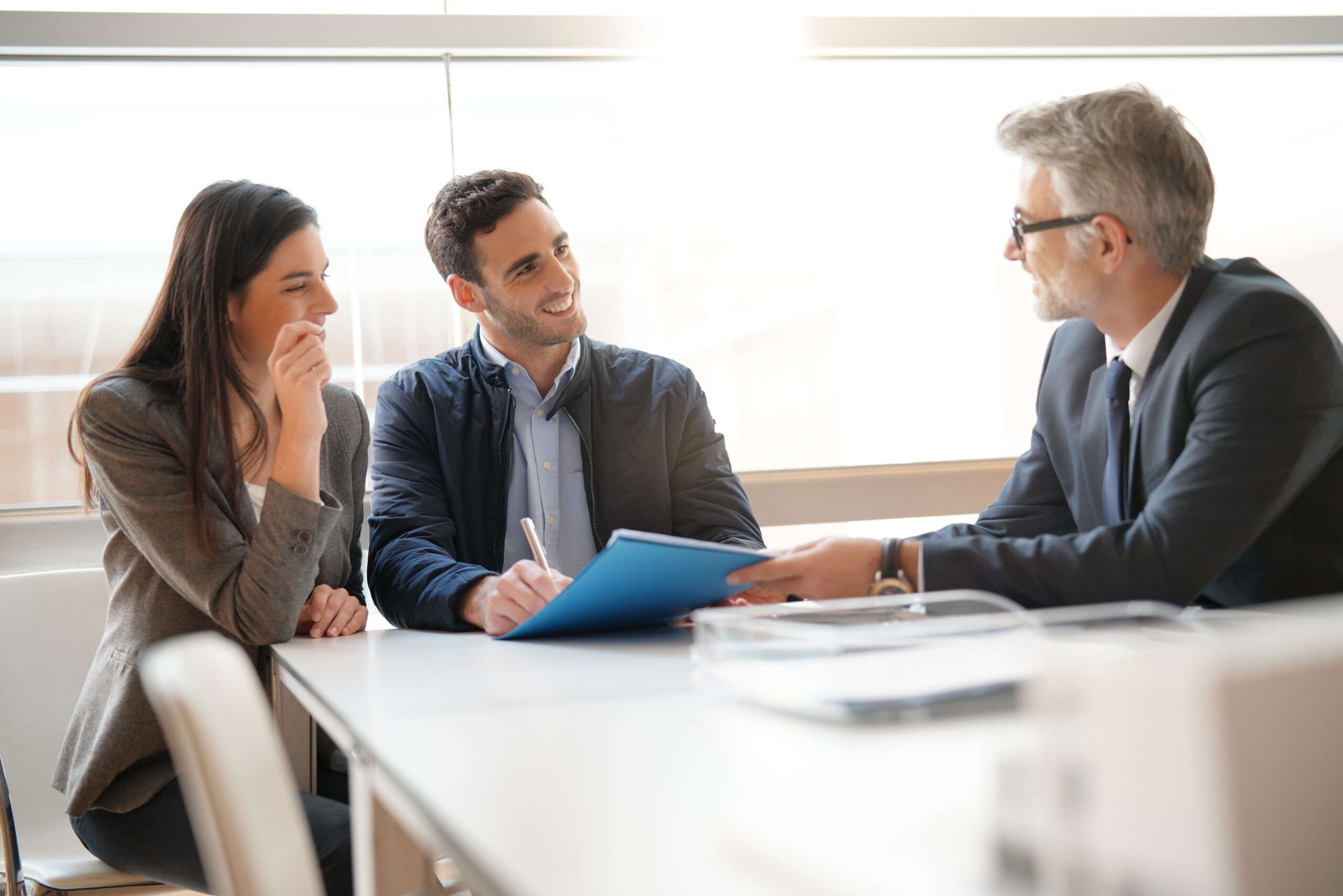 Building Long-Term Wealth: 7 Steps To Making Wise Investments As A New Investor