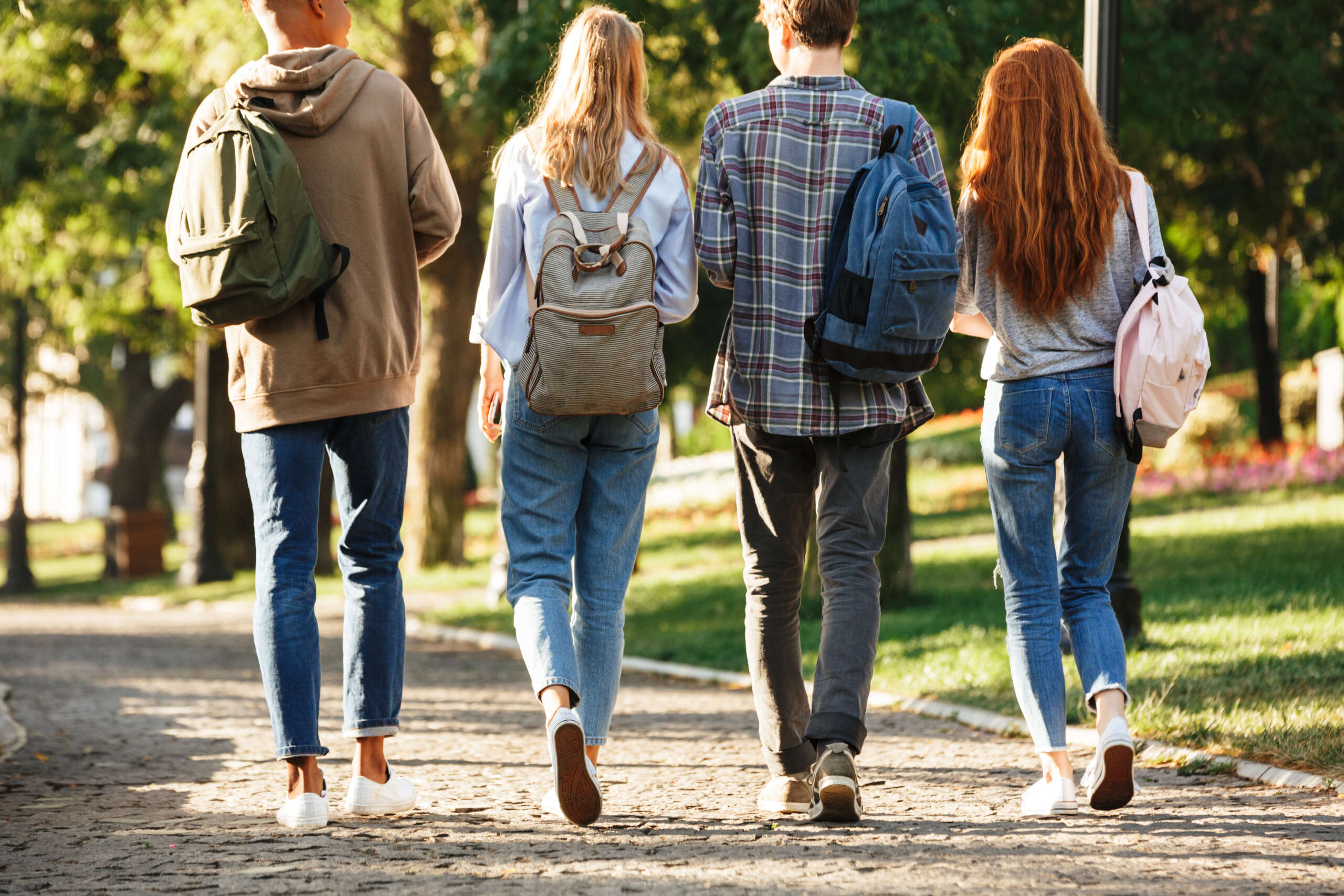 5 Ways College Students Can Monetize Their Skills Online in 2024