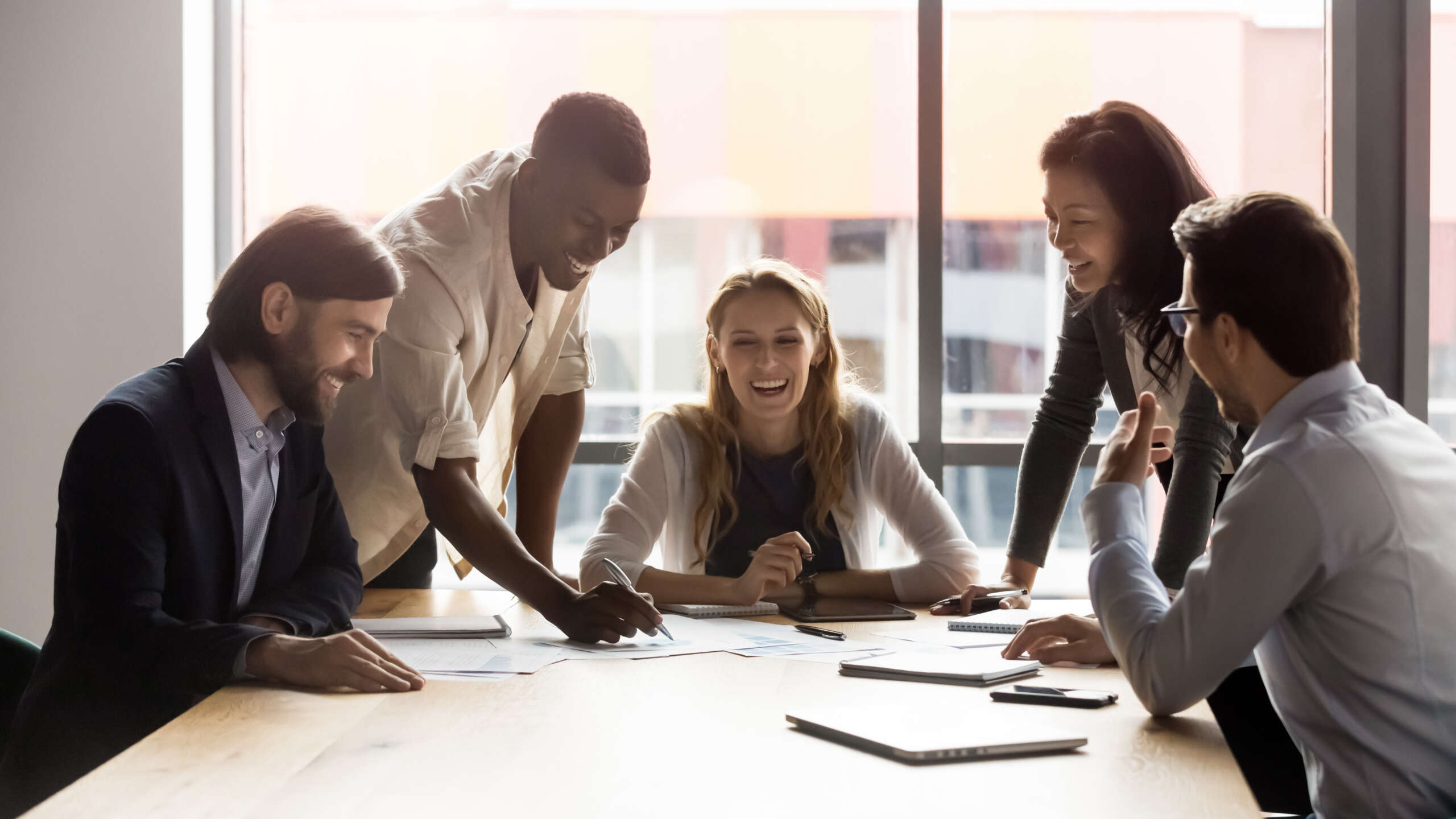 Choosing the Right Employee Engagement Tool in 2024