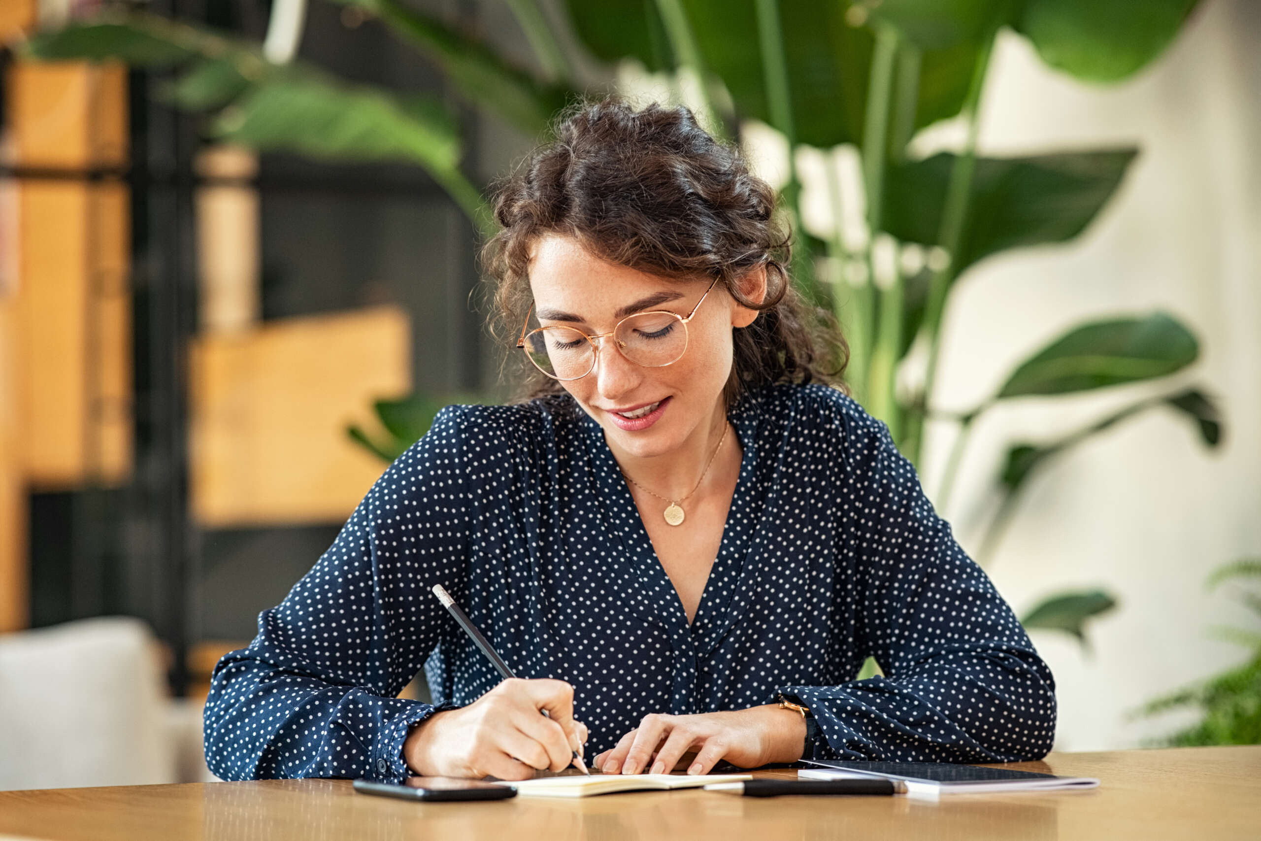 How to Use Professional Writing Help to Stand Out in Your Niche Market