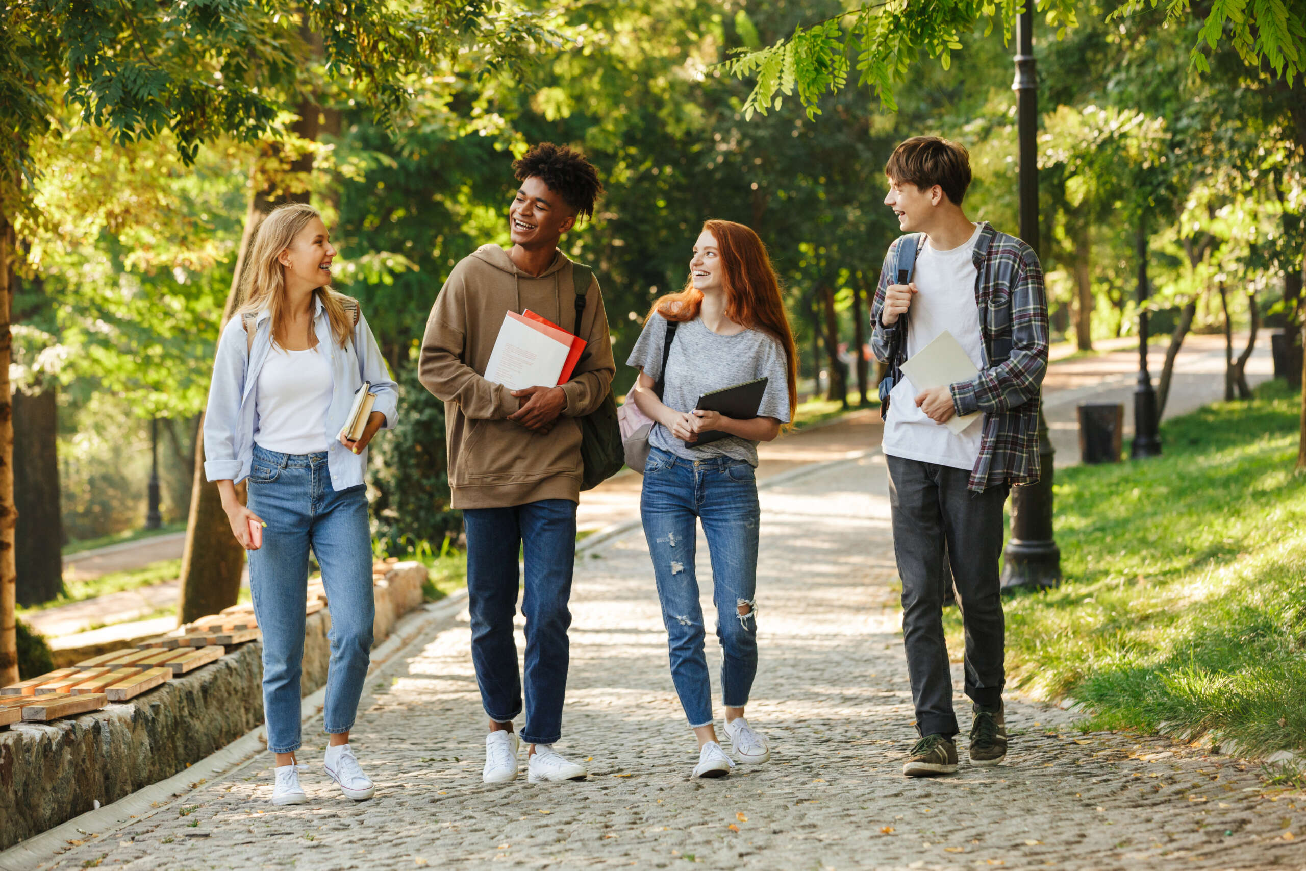 How to Run a Successful Blog in College 5 Essentials for 2024