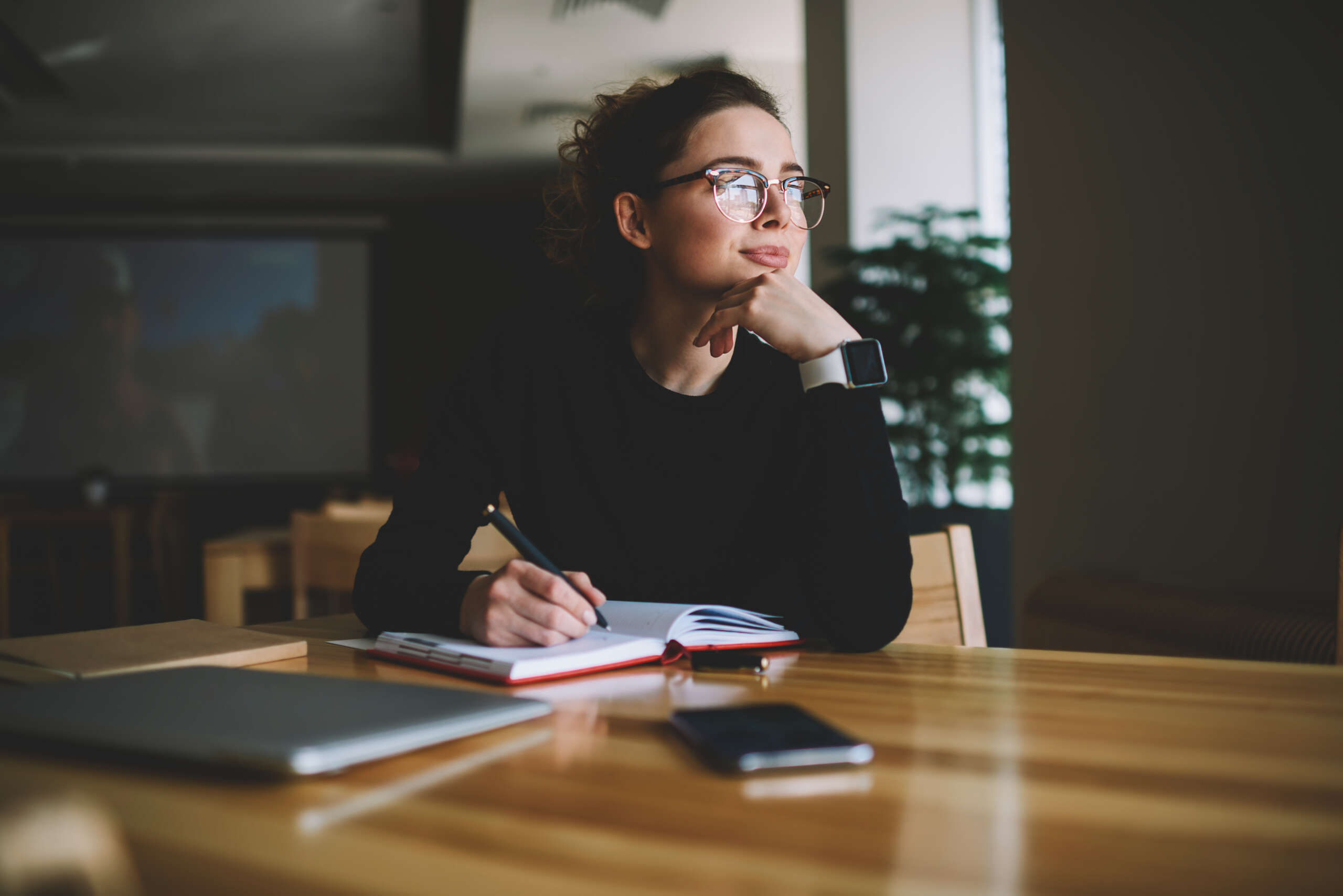 Leveraging Essay Services to Enhance Your Online Business Strategy in 2024